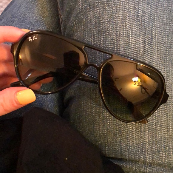 Ray-Ban Accessories - Plastic ray-Ban aviator sunglasses